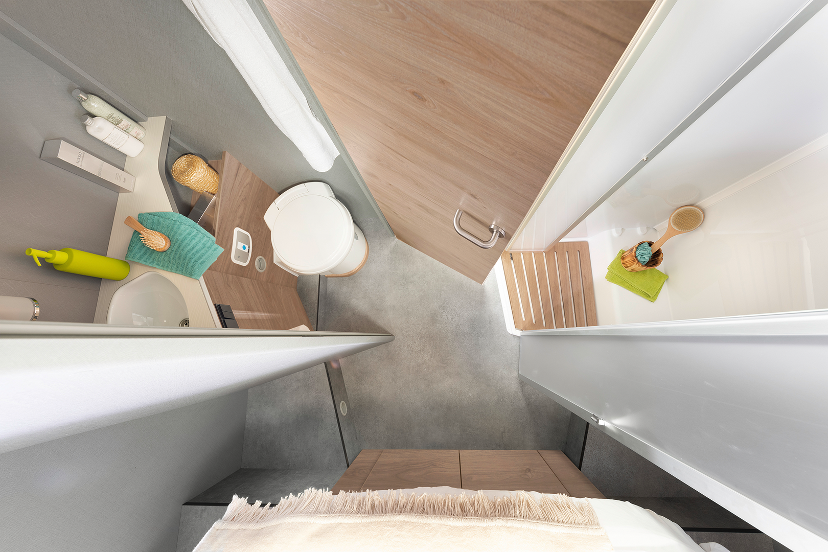 Baño + ducha Dethleffs Just Camp T7052 DBM